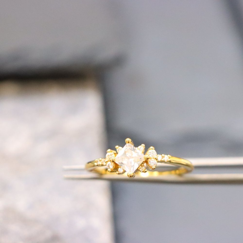 😍Noble Square Flower Gold Plated Princess Ring for Women, LDMCM074-6 - Picture 5 of 14